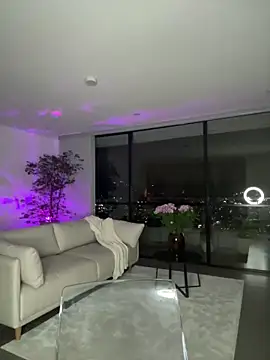 Snapshot of Brunettexio chatting on 10/05/25, 02:57 Brunettexio online show from 10/05/25, 02:57