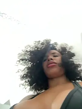 Snapshot of Brunettexio chatting on 01/26/25, 06:06 Brunettexio online show from 01/26/25, 06:06