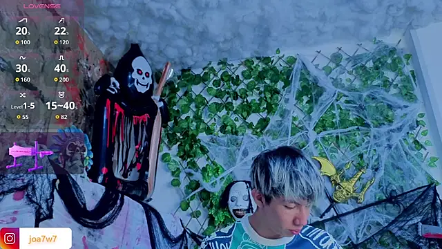 Levii Ackermann online show from 10/14/25, 02:17