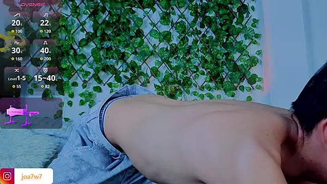 Levii Ackermann online show from 10/08/25, 01:56