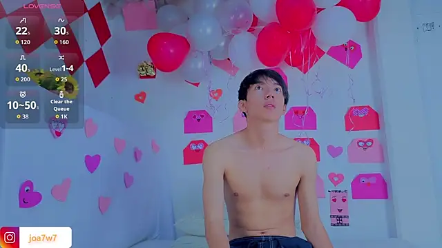 Levii Ackermann online show from 02/16/26, 02:05