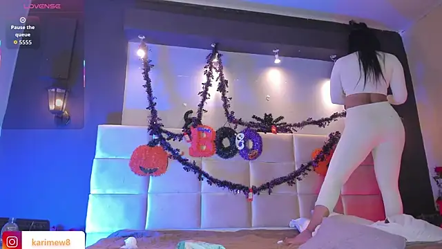  karime  online show from 10/21/25, 08:08