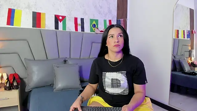 Snapshot of Sofi_Perez_ chatting on 07/06/26, 11:28 Sofi Perez online show from 07/06/26, 11:28