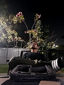 Zander823 online show from 02/16/26, 01:59