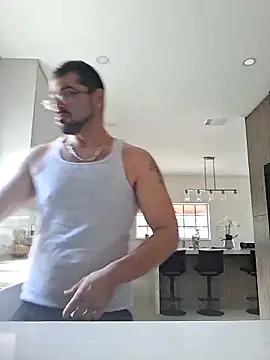 Zander823 online show from 02/11/26, 03:23