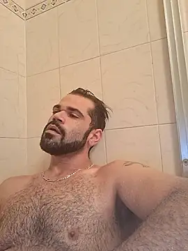 Zander823 online show from 05/07/26, 04:28
