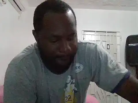 Snapshot of Bighood_T chatting on 01/30/25, 02:38 Bighood T online show from 01/30/25, 02:38