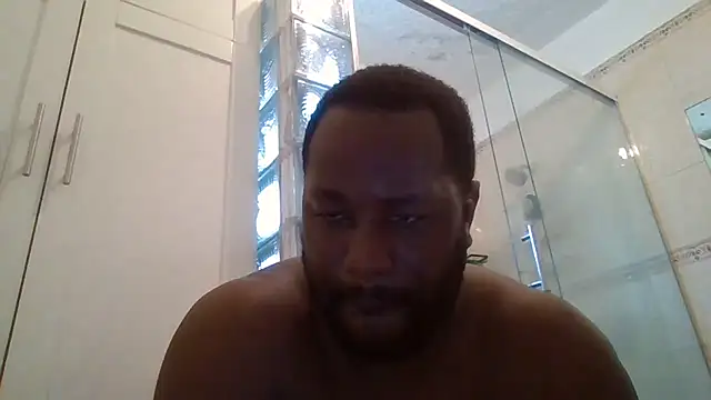 Snapshot of Bighood_T chatting on 06/16/26, 06:52 Bighood T online show from 06/16/26, 06:52