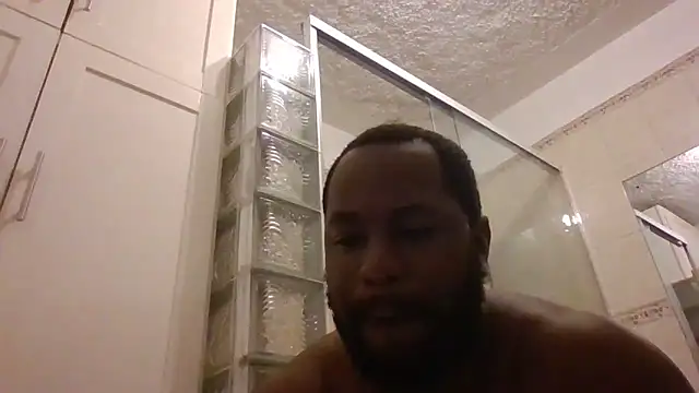 Snapshot of Bighood_T chatting on 06/01/26, 06:02 Bighood T online show from 06/01/26, 06:02