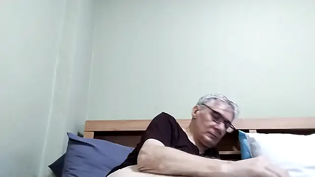 BIGUNCUTHARDCOCK online show from 11/09/25, 01:42