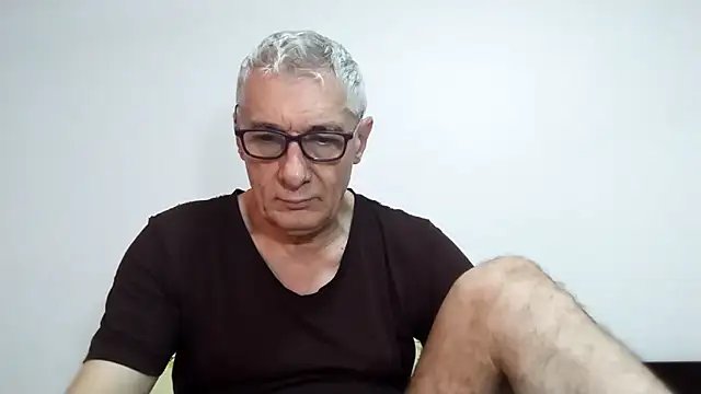 BIGUNCUTHARDCOCK online show from 03/05/26, 01:13