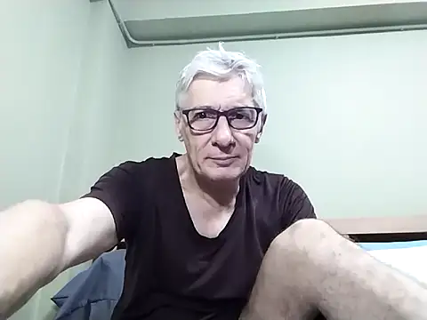 BIGUNCUTHARDCOCK online show from 11/17/25, 01:53