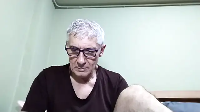 BIGUNCUTHARDCOCK online show from 10/24/25, 01:37