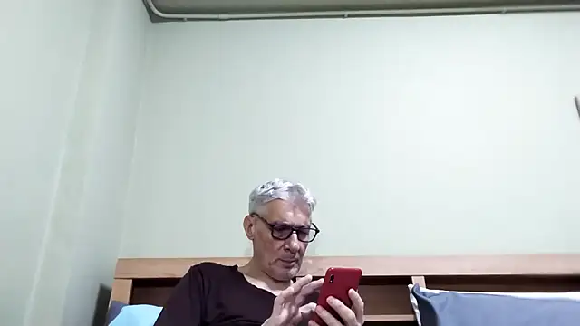 BIGUNCUTHARDCOCK online show from 10/21/25, 04:56