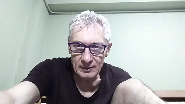 BIGUNCUTHARDCOCK online show from 10/17/25, 02:37