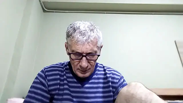 BIGUNCUTHARDCOCK online show from 10/29/25, 12:53