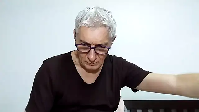 BIGUNCUTHARDCOCK online show from 04/06/26, 02:18