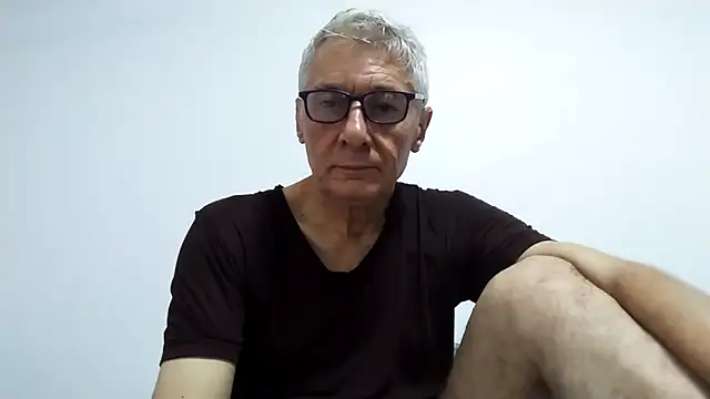 Snapshot of BIGUNCUTHARDCOCK chatting on 05/12/26, 12:51 BIGUNCUTHARDCOCK online show from 05/12/26, 12:51