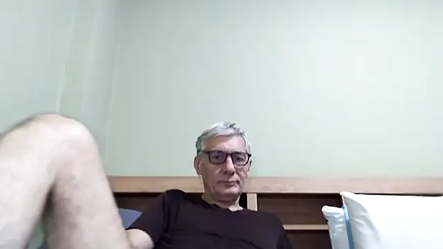 BIGUNCUTHARDCOCK online show from 11/29/25, 01:50