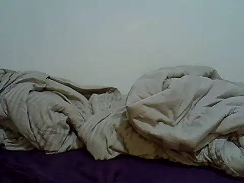 Giannah01 online show from 09/28/25, 12:06