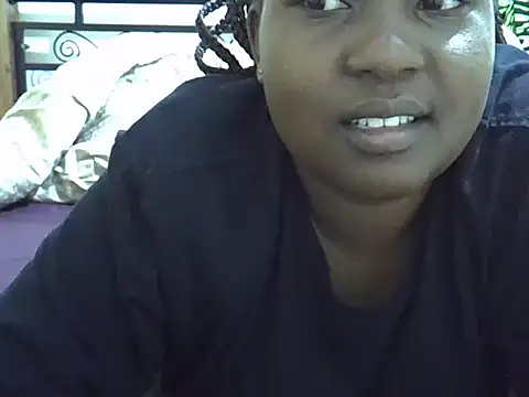 Giannah01 online show from 10/21/25, 05:23