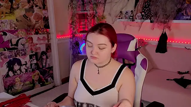 Unholy Lady online show from 10/23/25, 05:17