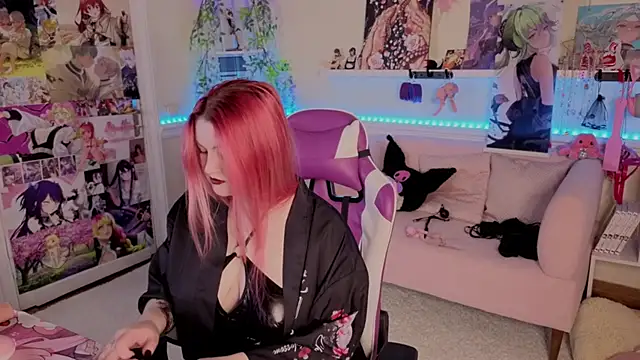 Unholy Lady online show from 11/12/25, 06:17