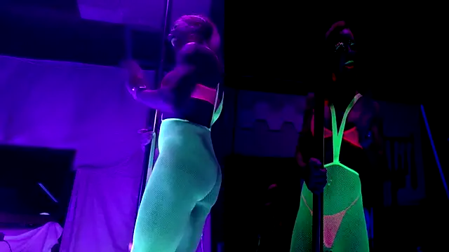 Snapshot of MadisonMarie chatting on 01/01/25, 09:49 MadisonMarie online show from 01/01/25, 09:49