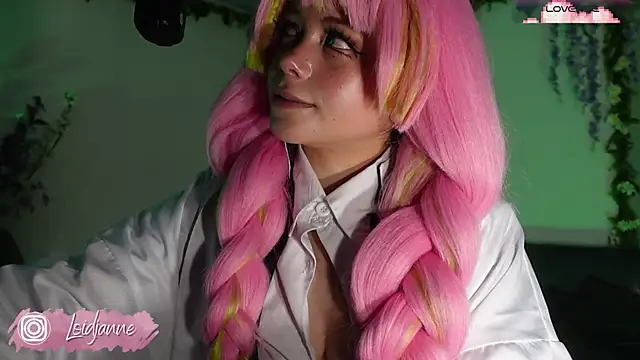 loIijanne online show from 11/18/25, 12:48