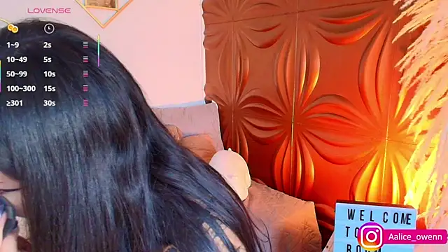 Aliceowenn online show from 10/01/25, 09:07