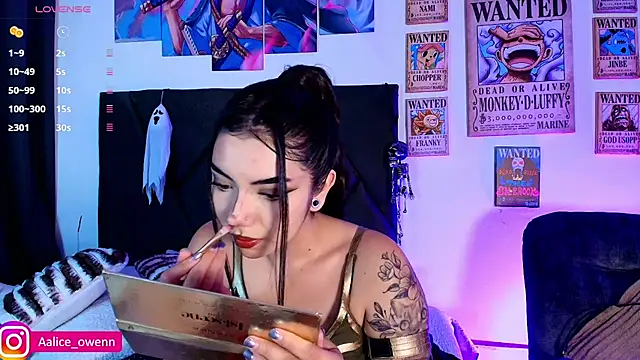 Aliceowenn online show from 10/30/25, 10:28