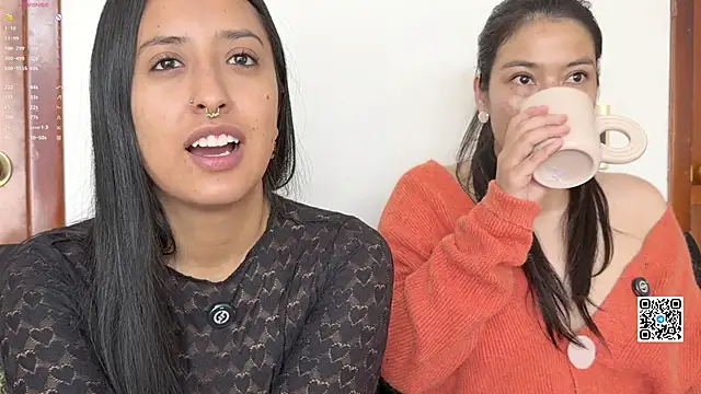 2SummerLove1 online show from 04/07/26, 02:19