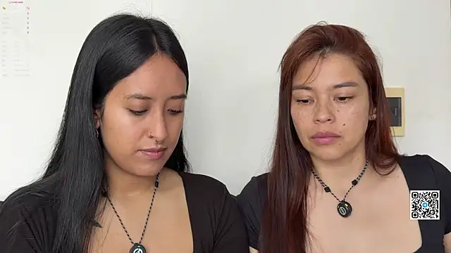 2SummerLove1 online show from 05/22/26, 02:48