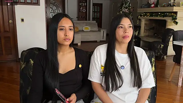 2SummerLove1 online show from 11/25/25, 02:28