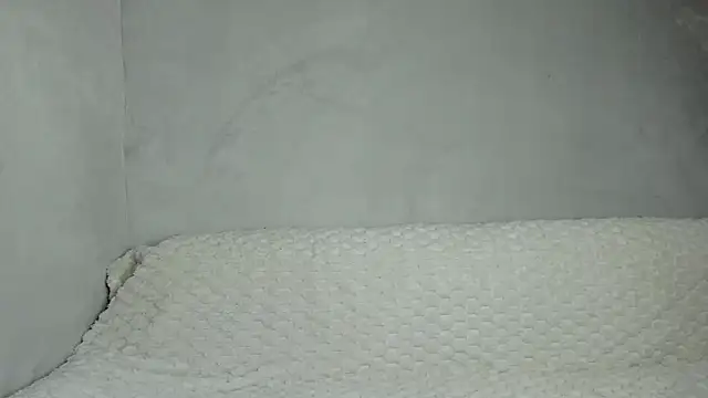Makentoshi  online show from 05/26/26, 12:42