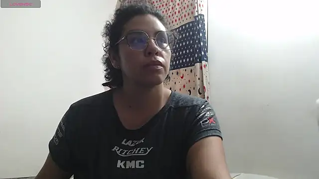 Snapshot of Anne_purple chatting on 09/10/25, 02:27 Anne purple online show from 09/10/25, 02:27