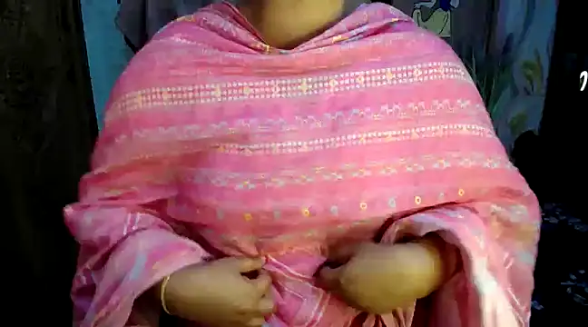 Snapshot of SohanaSabaSexy chatting on 03/16/25, 05:17 SohanaSabaSexy online show from 03/16/25, 05:17