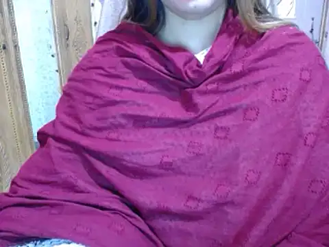 Snapshot of SohanaSabaSexy chatting on 12/20/24, 02:59 SohanaSabaSexy online show from 12/20/24, 02:59