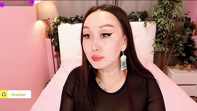 Julianna Jami online show from 01/05/25, 06:13