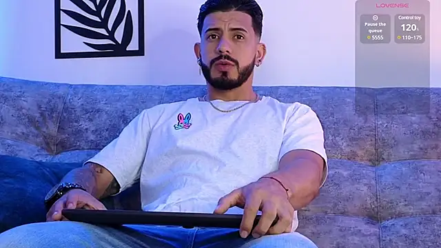 Snapshot of Bruno_Mattos chatting on 03/22/25, 10:37 Bruno Mattos online show from 03/22/25, 10:37