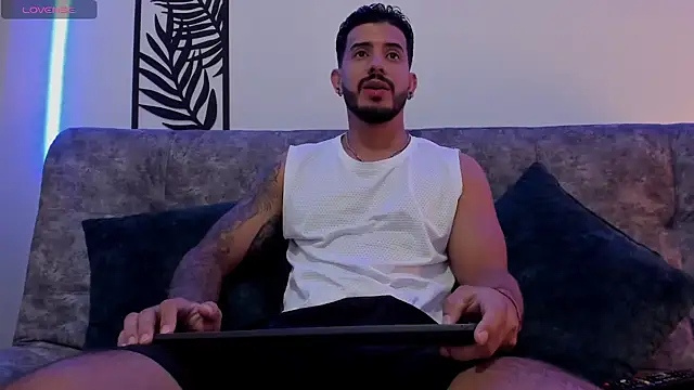 Snapshot of Bruno_Mattos chatting on 01/30/25, 03:51 Bruno Mattos online show from 01/30/25, 03:51