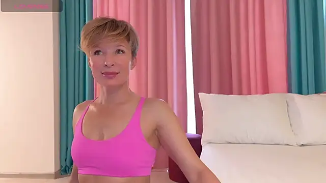 Snapshot of UrGoddessJenny chatting on 05/12/26, 11:05 UrGoddessJenny online show from 05/12/26, 11:05