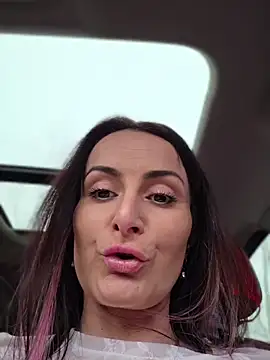 Snapshot of _AHHA_ chatting on 03/27/26, 08:59 AHHA online show from 03/27/26, 08:59