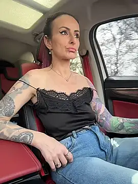 Snapshot of _AHHA_ chatting on 03/31/26, 09:11 AHHA online show from 03/31/26, 09:11