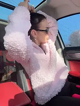 Snapshot of _AHHA_ chatting on 03/13/26, 08:41 AHHA online show from 03/13/26, 08:41