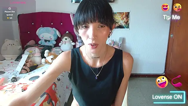 Snapshot of Sakura_and_yuki chatting on 09/15/25, 04:18 Sakura and yuki online show from 09/15/25, 04:18