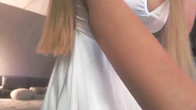 Milk Bunny online show from 03/04/26, 10:34