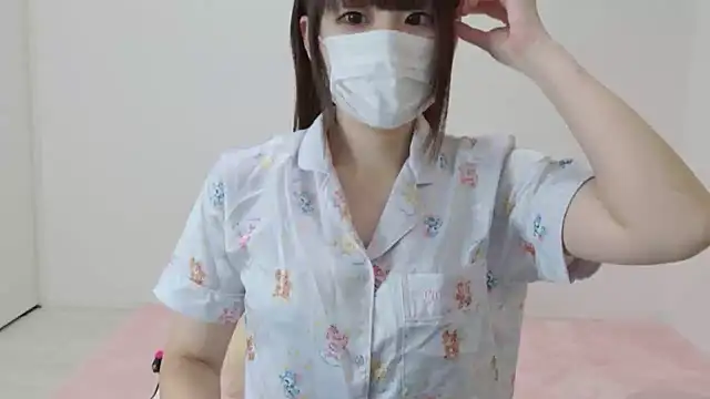 hi---chan- online show from 09/10/25, 06:07