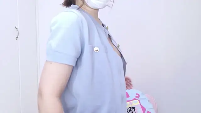 hi---chan- online show from 06/07/26, 09:09