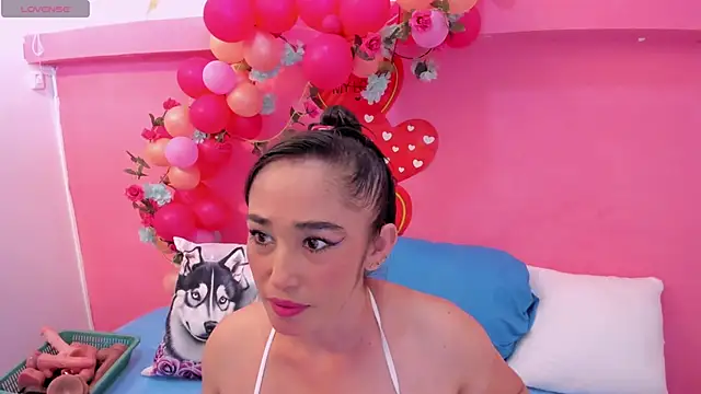 charlotte-11 online show from 09/24/25, 03:07